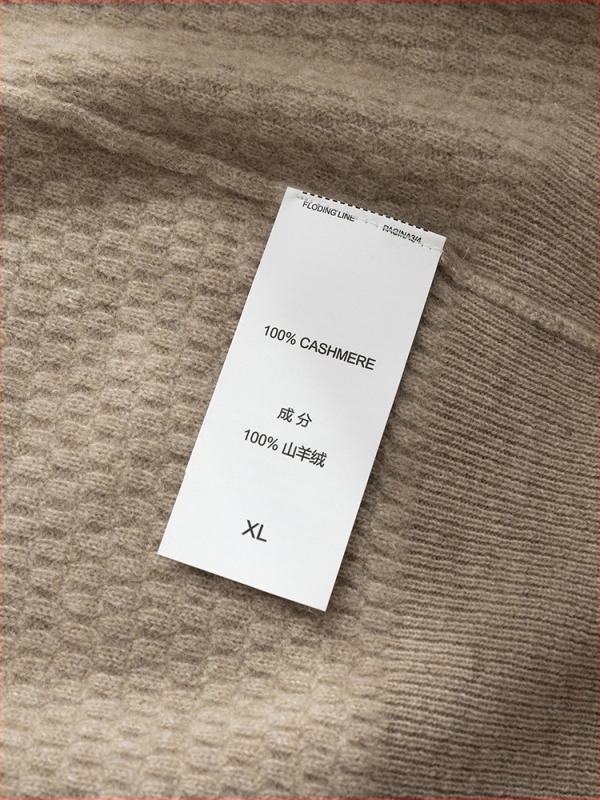 Muški kašmirski pulover, 95% kašmir, polu-visoki ovratnik, dugi rukavi, uski kroj