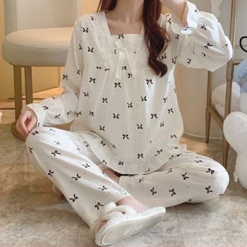 Ženski set pidžama — dulji rukavi, otisnute pidžame, Cloud Cotton, srednje debljine, kvadratni ovratnik