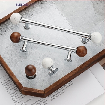 Drška za namještaj za ormariće i ladice; od cinkovog legura + orahovo drvo; model Leadshi 6714; stil Novi kineski; završni sloj elektroplatiranje; pogodna za vrata ormarića i ladice