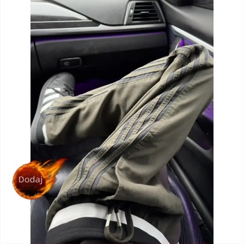 Muške casual cargo hlače s fleecem iznutra, straight kroj, srednje visok pojas, detalj s tri pruge, poliester