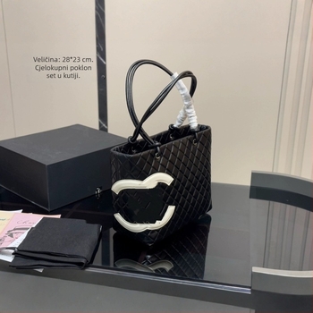 Tote torba – unisex stil – prirodna koža – cilindričnog oblika – zatvarač – Zima 2025