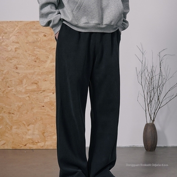 Ravne sportske hlače s Cupro vlaknom, srednji struk, debeli materijal, proljeće 2024