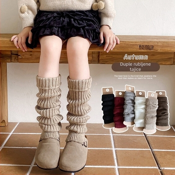 Dječje čarape, jacquard pletenje, dugački cijevni kroj, upijaju znoj, 95% akril, srednja gustoća