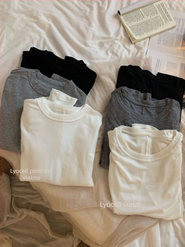 Majica od Tencel-vuna mješavine s okruglim izrezom i raglan rukavima, opuštena kroja, standardna duljina