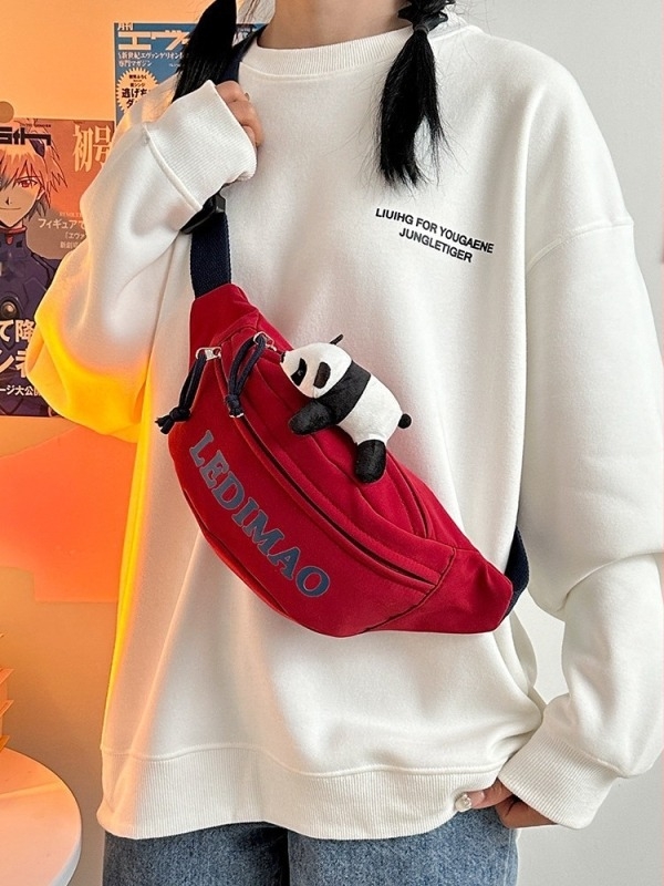 Muška torbica za prsa – crossbody stil, najlon materijal, poliester podstava, smanjenje opterećenja, svakodnevna uporaba