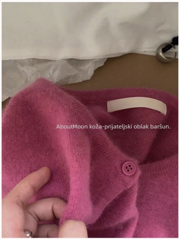 Vuneni pleteni kardigan, okrugli izrez, opušten kroj, dugi rukavi