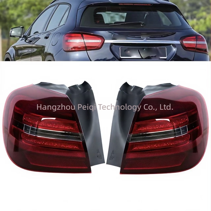 Zadnje svjetlo za Mercedes GLA W156 (1569060901 1569061001) – kompatibilno s GLA W156; snaga izvora svjetla: 1; napon: Standard