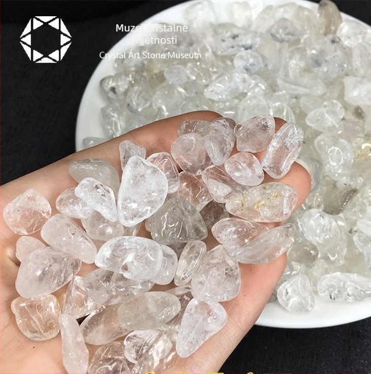 Demagnetizirajući kamen ukras – kristalni grub kamen, moderni minimalistički stil, kartonska ambalaža