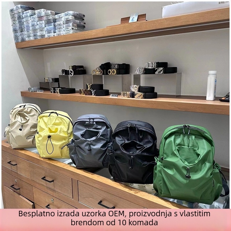 MAKI ruksak za slobodno vrijeme i putovanja, s pretincem za prijenosno računalo, filmski materijal, zatvaranje rajsferšlom, podstava od poliestera