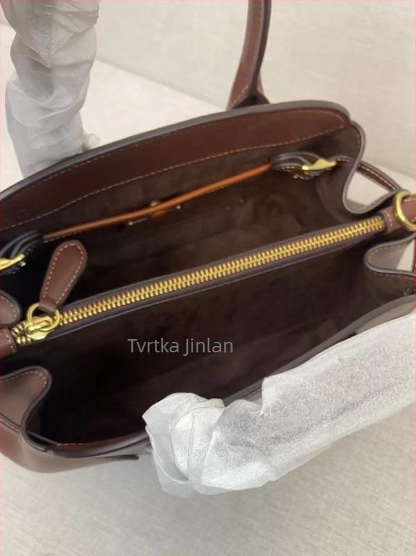 EmpireCarryall26 Bowling torba (prava koža; zatvaranje na zip; poliester podstava; horizontalni kvadratni oblik)
