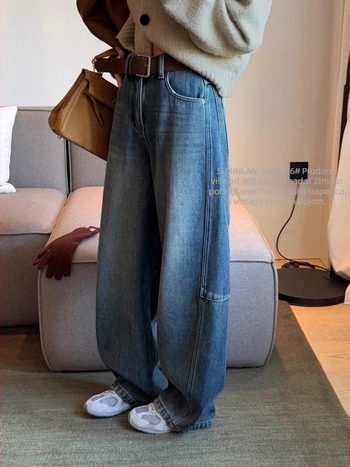Džins hlače s visokim strukom i zakrivljenim širokim krojem, debeli materijal, 80-90% denim udjela, zima 2025