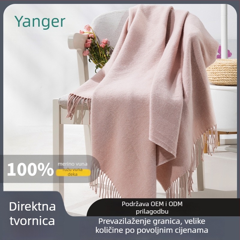 Deka od merino vune — geometrijski uzorak, moderan minimalistički stil, težina 300–499 g, pogodno za proljeće i jesen