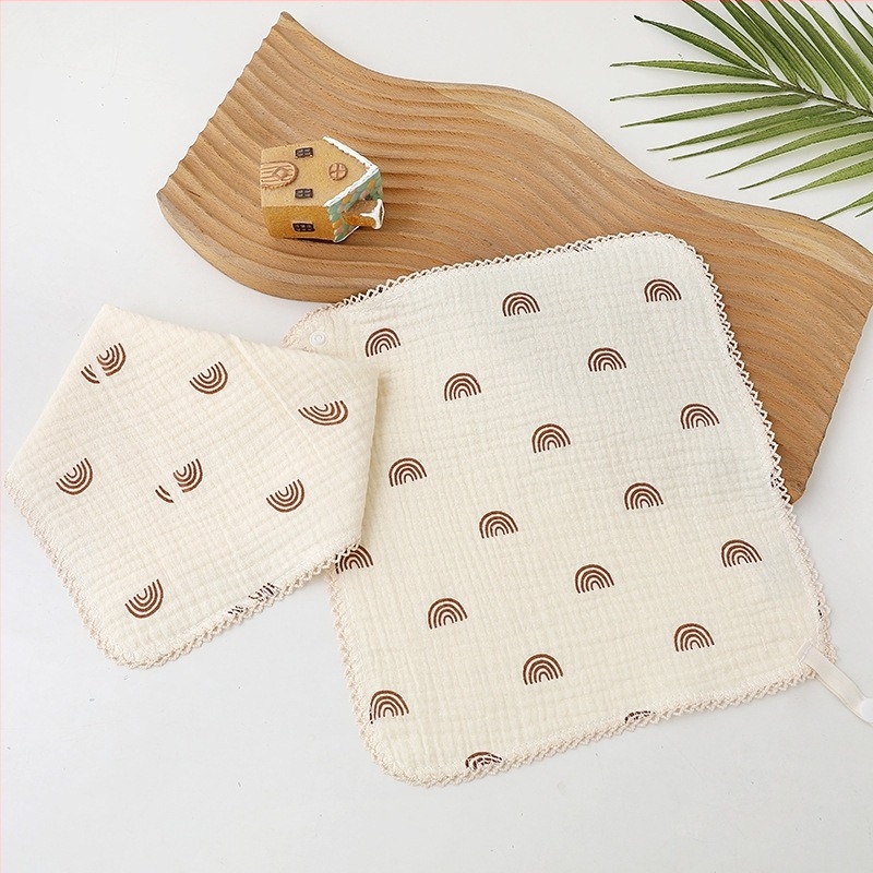 Dječji ručnik od gaze i pamuka – dvostruka uporaba (lice i salvet), tiskani dizajn, lagan (<50 g)