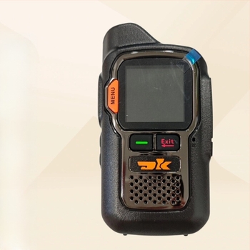 Dongkun DK-G12 prijenosna radiostanica, 16 kanala, 5W izlaz, 4200 mAh litijska baterija, mreža 5G/4G/3G/2G, SIM kartica