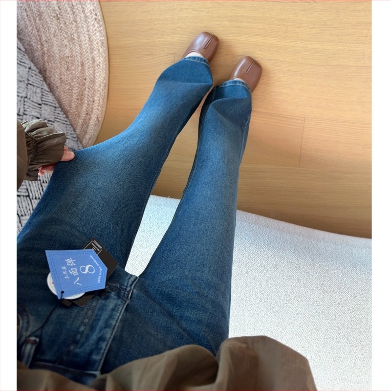 Traperice od denima s flisom, visokim strukom, bootcut kroj, debeli denim, zima 2025