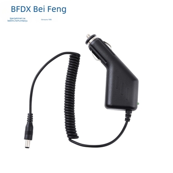 Auto punjač CA921 za 620S, 630, 780 i 8800 prijenosnih radio uređaja; vodootporan; domet 1,5–3 km