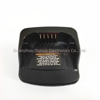 Uno split charger za Motorola XT420/XT460/XT660D s PMLN6394A/PMLN6383A, otporan na prašinu, domet 1.5–3 km