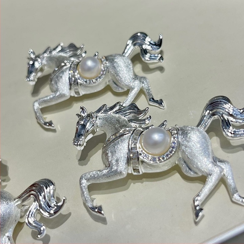 Potrebne su mi pojašnjenja kako bih osigurao kvalitetne naslove na svih 10 jezika.