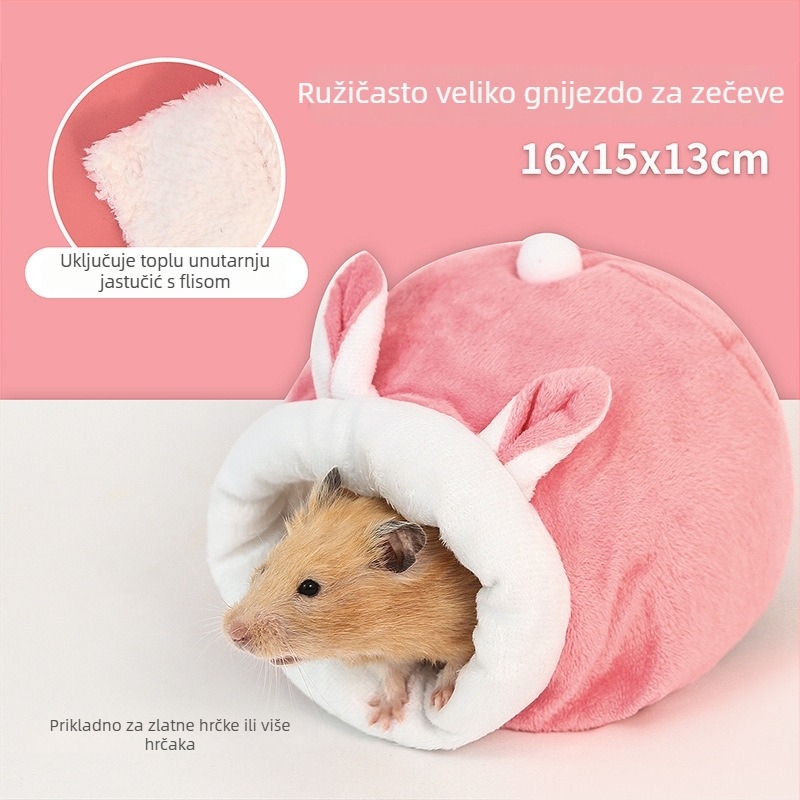 Pamukasto gnijezdo za hrčke, okruglog oblika, zimska upotreba, zadržava toplinu, karikatura stil.