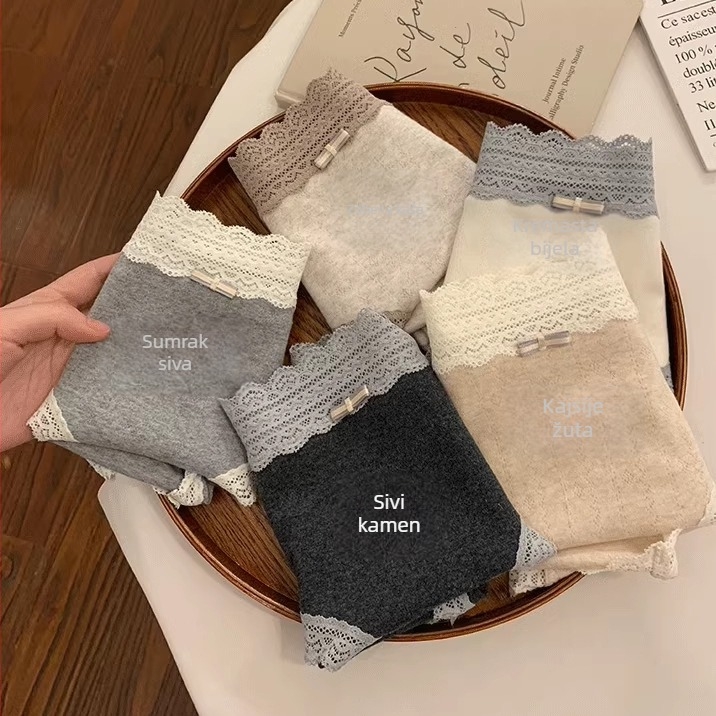 Ženske gaćice od pamuka, antibakterijske i prozračne, žakard tkanina, glavni materijal 90–95% pamuk, podstava prepona 100% pamuk, za sve sezone