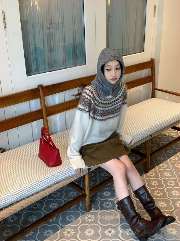 Ženski vuneni džemper s kapuljačom, Jacquard Fair Isle, polu-zip, raglan rukavi, jesen 2025
