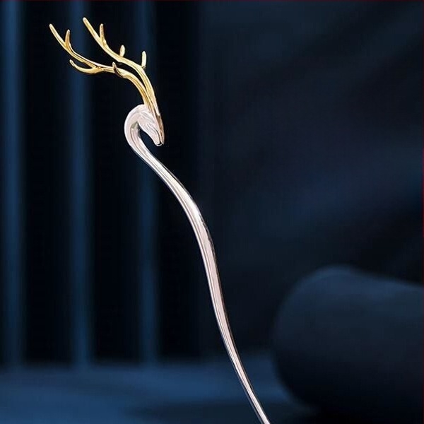 Šnala za kosu s motivom jelenjih roga, metalna s premazom 925 srebra, originalni dizajn za Hanfu – dodatak za glavu (Materijal: Metal; Premaz: 925 srebro; Stil: Originalni dizajn; Stilizacija: Životinje/Zodijak; Kategorija: Dodatak za glavu)