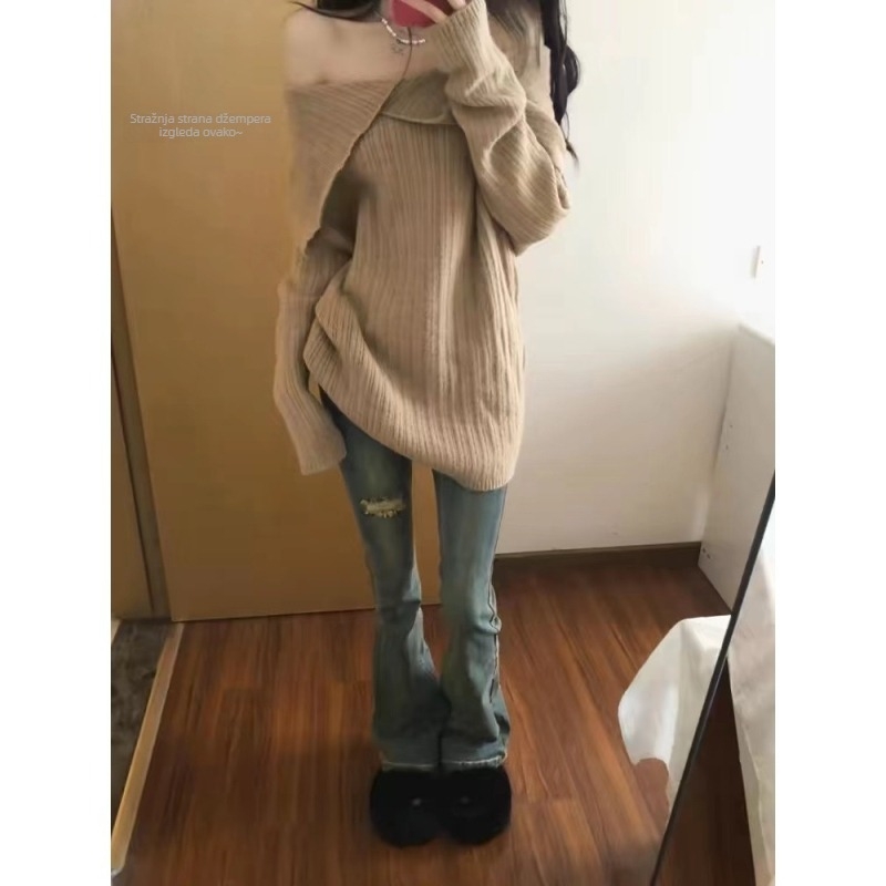 Ženski pleteni džemper s V izrezom i otvorenim ramenima, opušteni kroj, srednje debljine tkanina od poliester-amonijskog smjese