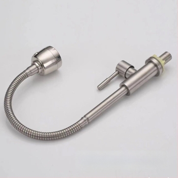 Kuhinjski faucet za hladnu vodu od 304 nehrđajućeg čelika, s okretljivim crijevom, brušeni završni sloj, model 8210, 20 mm ulaz/izlaz, keramički jezgreni ventil