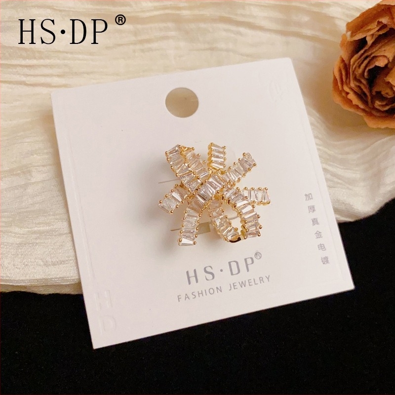 Ženska broš s mašnicom od bakra, cirkon mikro-pavé, pozlata pravim zlatom