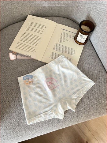 Dječje gaćice za djevojčice, s visokom elastičnošću i pokrivenim bokovima, prozračni Modal (92% viskoze) materijal, u kutiji za poklon, proljeće 2025