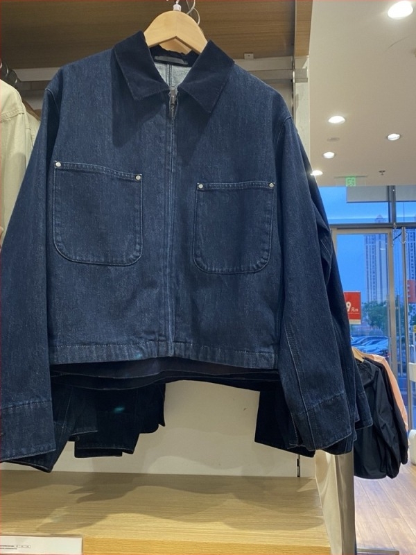 Jakna od mješavine chenille-spandex, dugi rukavi, polo ovratnik sa zatvaranjem na zip, slobodan kroj