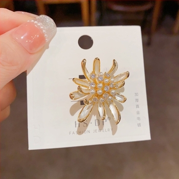 Broš • Bakreni materijal • Ženski lagani luksuzni stil • Oblik cvijeta • Pravo pozlaćivanje • Višenamjenski dodatak