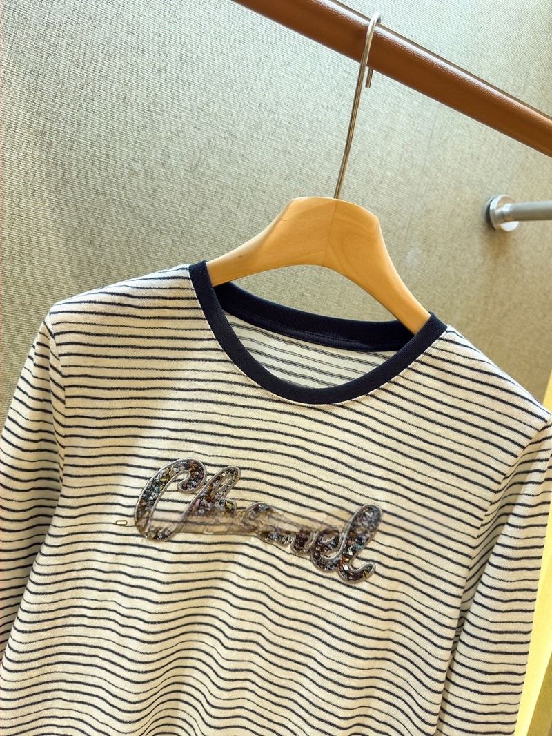 Majica s prugama, okrugli izrez, dugi rukavi, slobodan kroj, standardna duljina