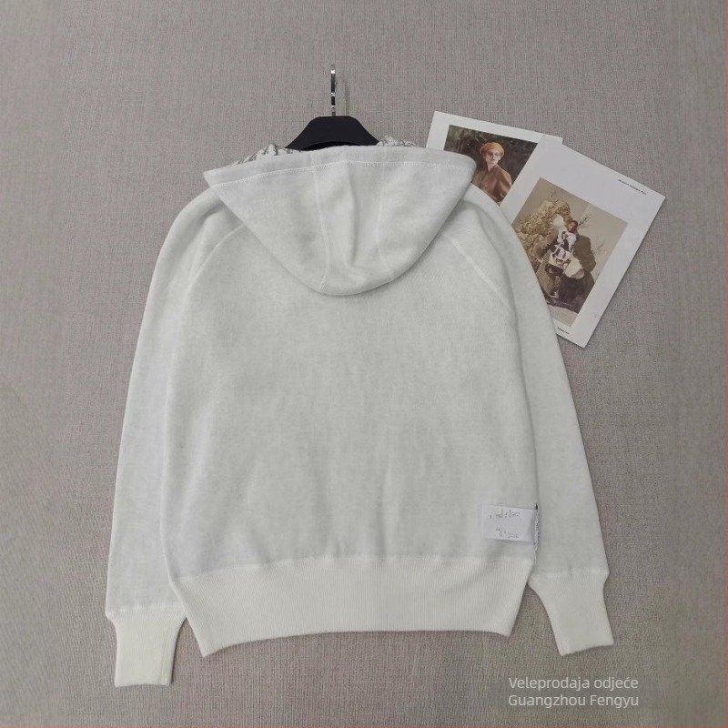 Kardigan s kapuljom i zatvaračem, dvostrano otisnut romboidni uzorak