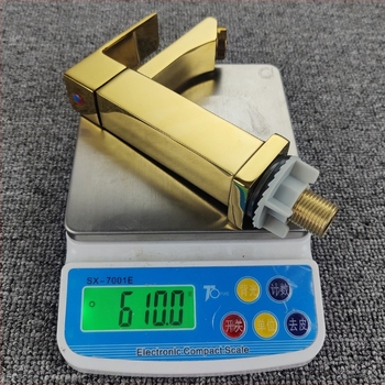 Slavina za umivaonik u kupaonici s ugradnjom u zid, materijal: cinkova legura, jezgro ventila od bakra, promjer sjedala 20 mm, promjer ulaza/izlaza 2 cm, nazivni tlak 1 MPa