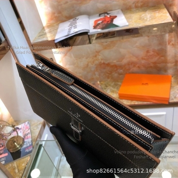 Muška clutch torba od prave kože, ulični stil, velika zapremina, proljeće 2025