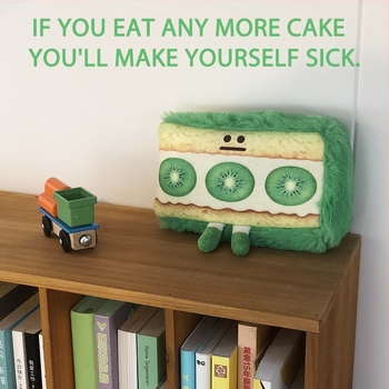 Cat Style pliš novčanik s voćnim uzorkom, unisex, podstava od poliester