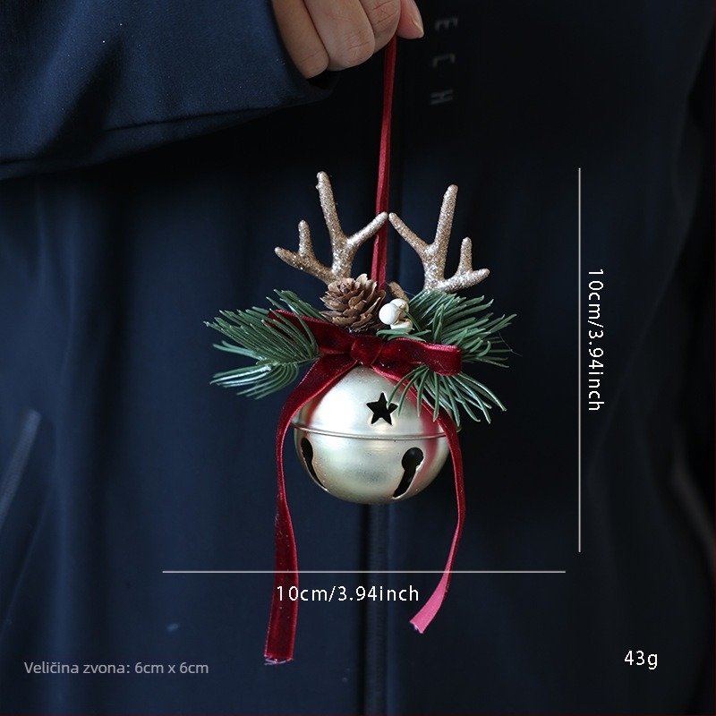 Božićna ukrasna viseća dekoracija za vrata s mašnicom i zvonom, naglasak na borovu šišarku, metal i drvo