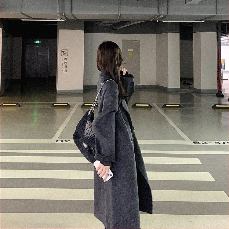 Ženski Chenille kaput s elastanom, jesen 2025, kratka duljina 40–50 cm, 3/4 rukavi, poluotvoren ovratnik