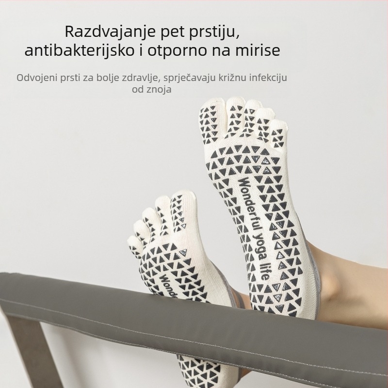Yoga čarape za Pilates – s pet prstiju, unutarnje protuklizne, pamuk 70–80%, kratke