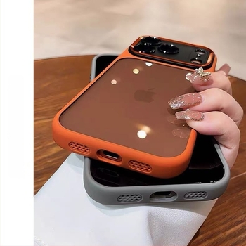 Xingyu Orange metalni objektiv kućište za iPhone 17 Pro Max – minimalistički dizajn, reljefna izrada, zaštita od padova, kompatibilno s iPhone 11–17 Pro/Max serijom