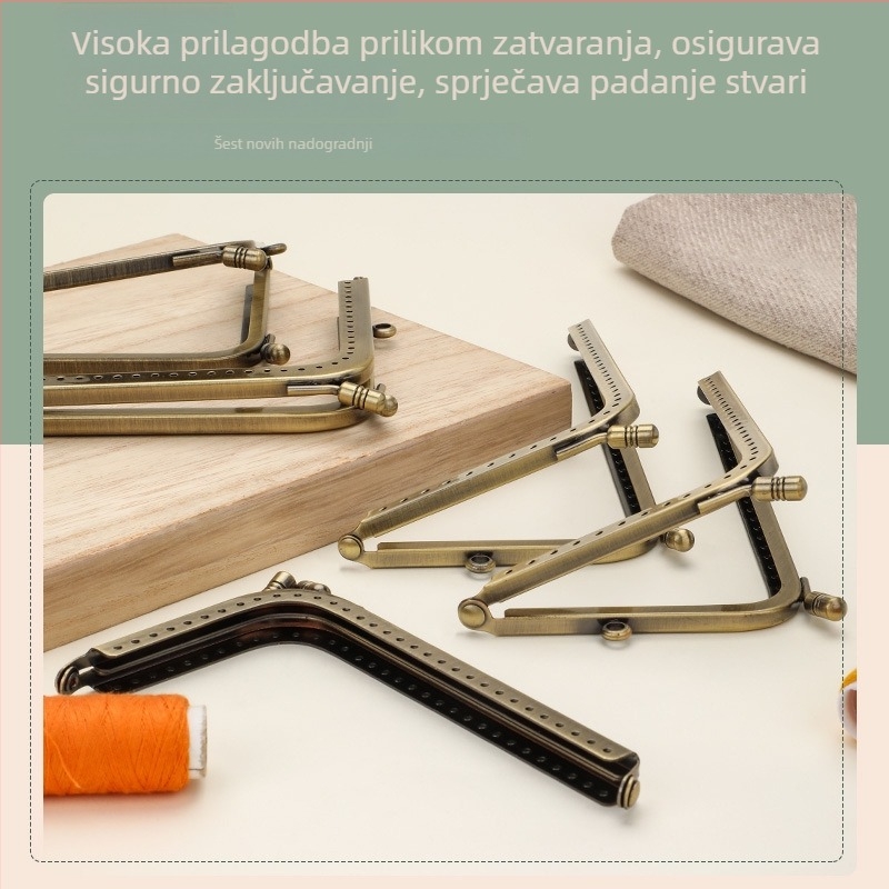 Dodaci za torbe — metalne kopče u obliku L i oblika 7, od željeza, ručno izrađeno, proljeće 2023