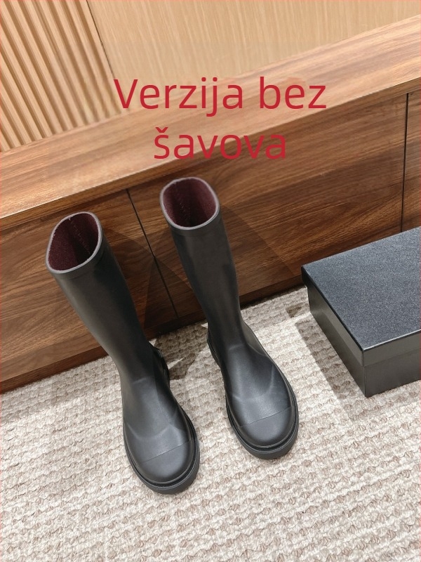 PVC kišne čizme bez šavova, do sredine potkoljenice, slip-on, srednja visina pete 3-5 cm