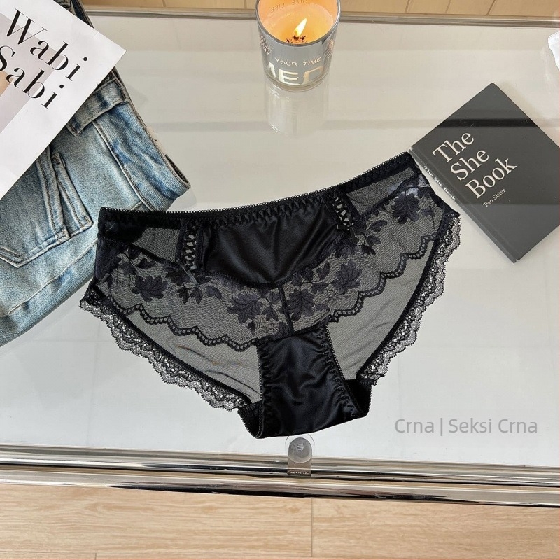 Ženske gaćice od najlona mreže, srednji pojas, podstava od 100% pamuka, cvjetni uzorak s mašnicom, prozračne, brzo se suše