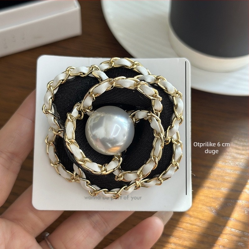 Korejski stil vintage broš s camellijom od platna s metalnom lancem, perla, micropavé 3D cvijet, za žene, Yiwu, Zima 2024