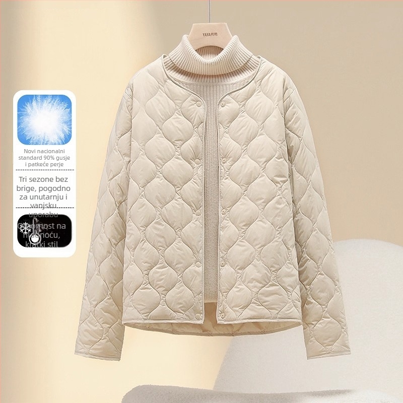 Jakna s guščjim downom, postotak perja 86–90%, tanak najlonski materijal, V-izrez, slobodan kroj