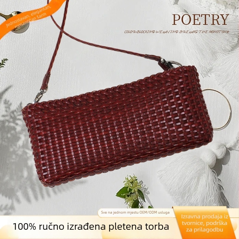 Kožna crossbody torba kvadratnog oblika, zatvarač, unutarnje pretince za telefon i dokumente, jedna naramenica, euro-američki retro stil