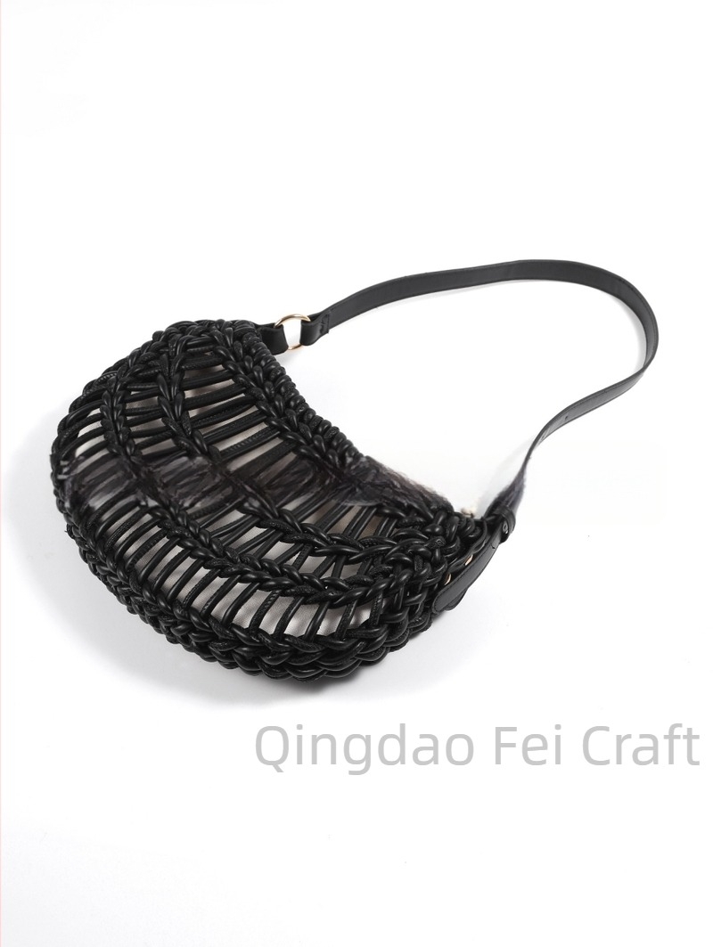 PU kožna torba s pletenim slamom, srcolik oblik, zatvaranje šnrojom, platnena podstava, jednostruki remen — elegantan stil zrelije žene