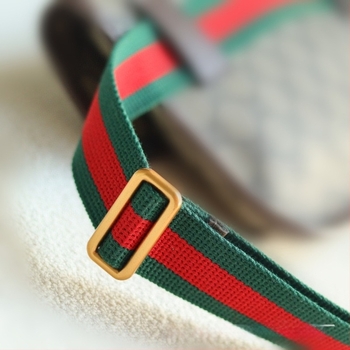 Crossbody torba s vintage floralnim uzorkom, prava koža prvog sloja, proljeće 2025, podstava od platna, magnetsko zatvaranje, vanjski otvoreni džep