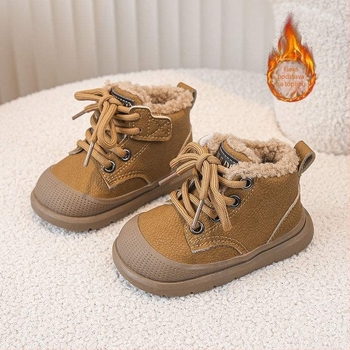 Dječje zimske čizme za uzrast 1–3 godine — gornji dio od umjetne kože, potplat od prirodne gume, minimalistički stil, proljeće 2024 izlazak